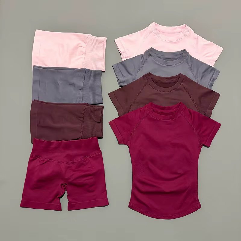 Women’s Seamless Short-Sleeve Yoga Workout Set